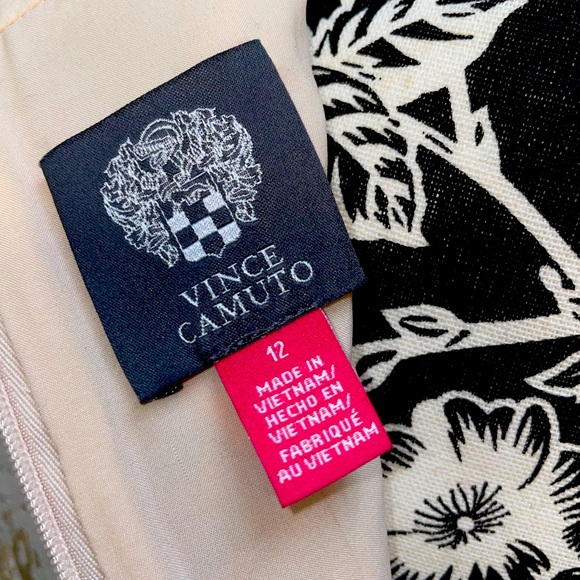 Vince Camuto Sleeveless Pleated Skirt Dress - Picture 5 of 5